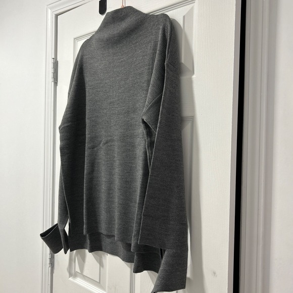 Evidnt NWT Mock Turtleneck Knit Sweater Top Medium Heather Gray Cut Sleeve - Picture 2 of 8